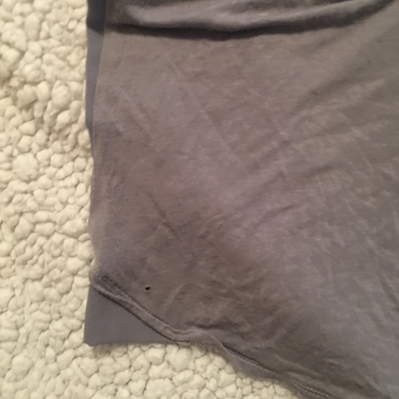 Gray tank - Picture 4 of 5